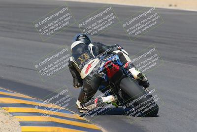 media/Nov-06-2022-SoCal Trackdays (Sun) [[208d2ccc26]]/Turn 10 Backside (1030am)/